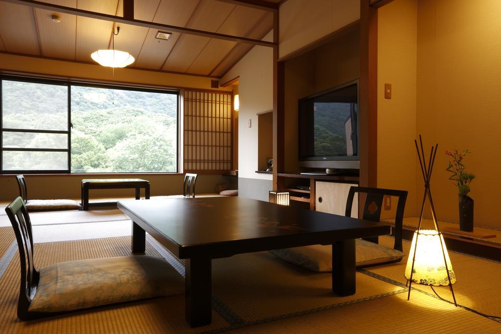 Hakone Kamon Hotel Quarto foto