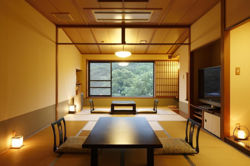 Hakone Kamon Hotel Quarto foto